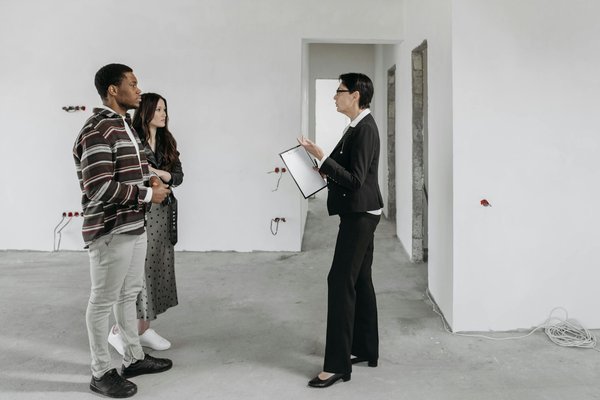 Exploring the Pros and Cons of Investing in Coastal Holiday Parks Across the UK